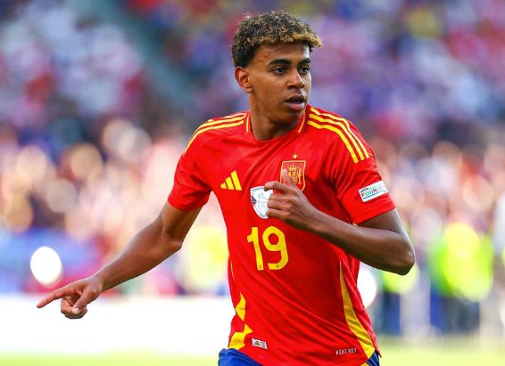 开云体育app下载-欧洲强队亮相，表现出色令人称赞