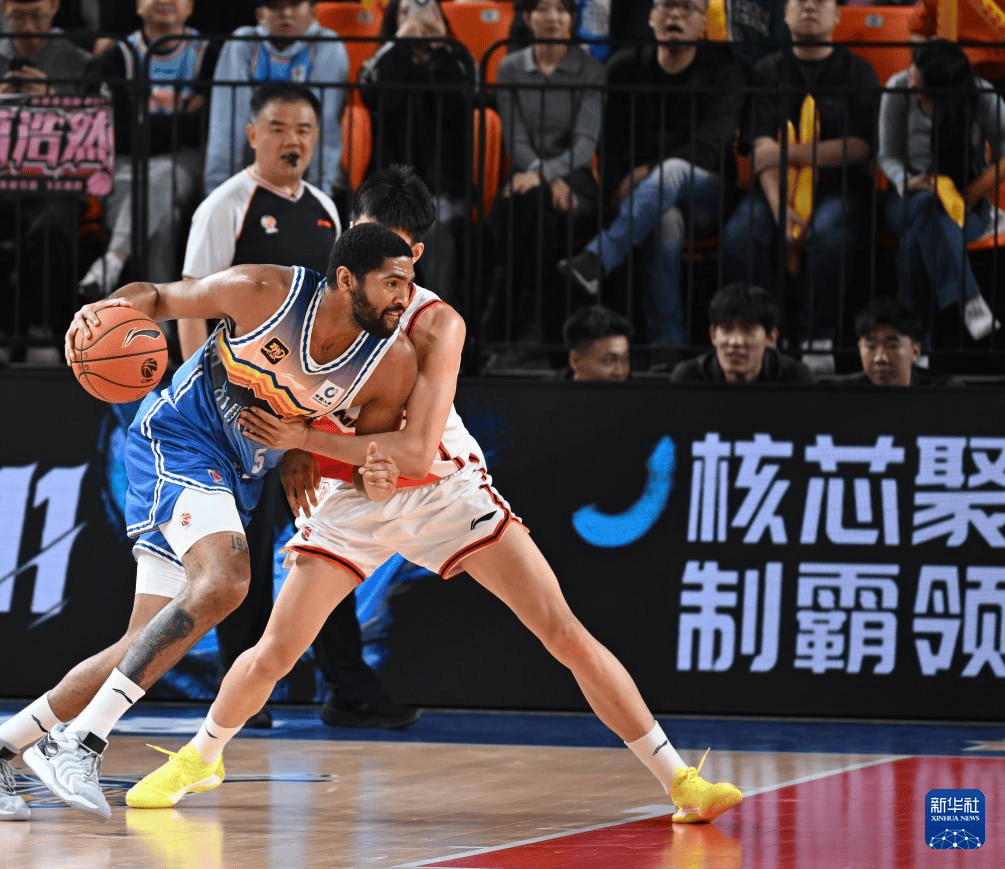 江苏肯帝亚队力克对手,决战获胜加冕 江苏肯帝亚队力克对手,决战获胜加冕