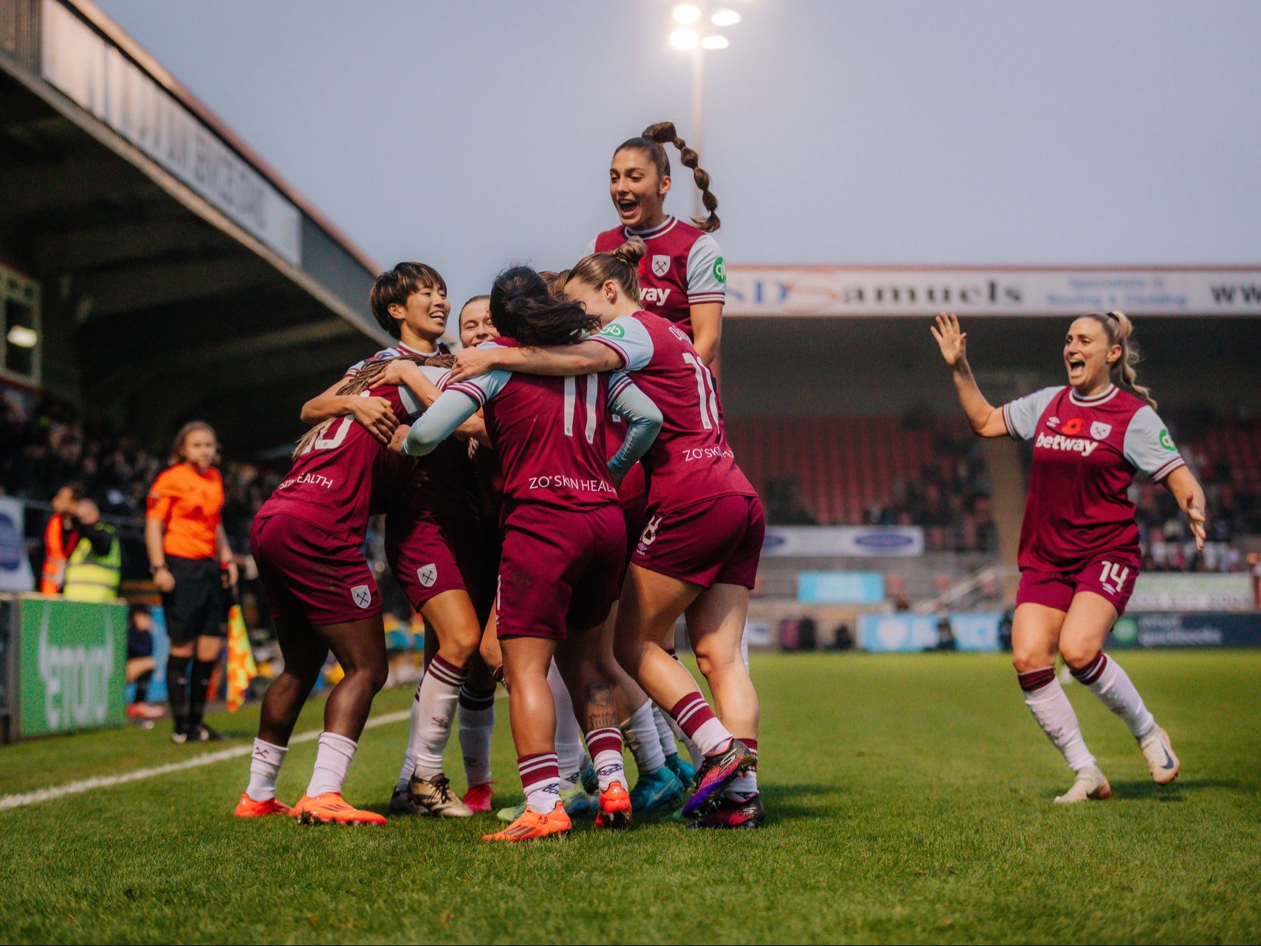 开云体育官方登录入口-塞尔维亚女足团结一心，备战关键战役