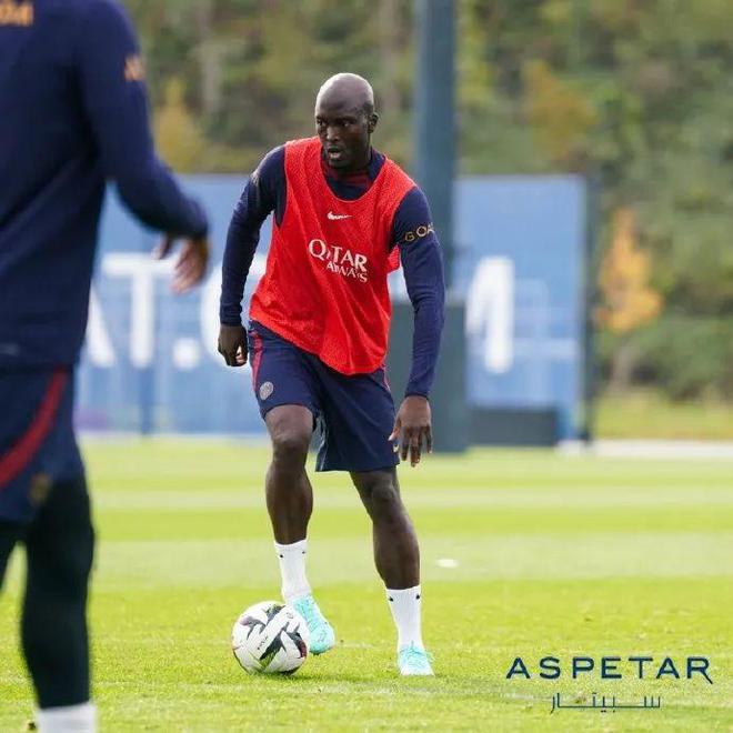 包含蒙彼利埃队客场取胜,成功抢下三分提升排名的词条 包含蒙彼利埃队客场取胜,成功抢下三分提升排名的词条