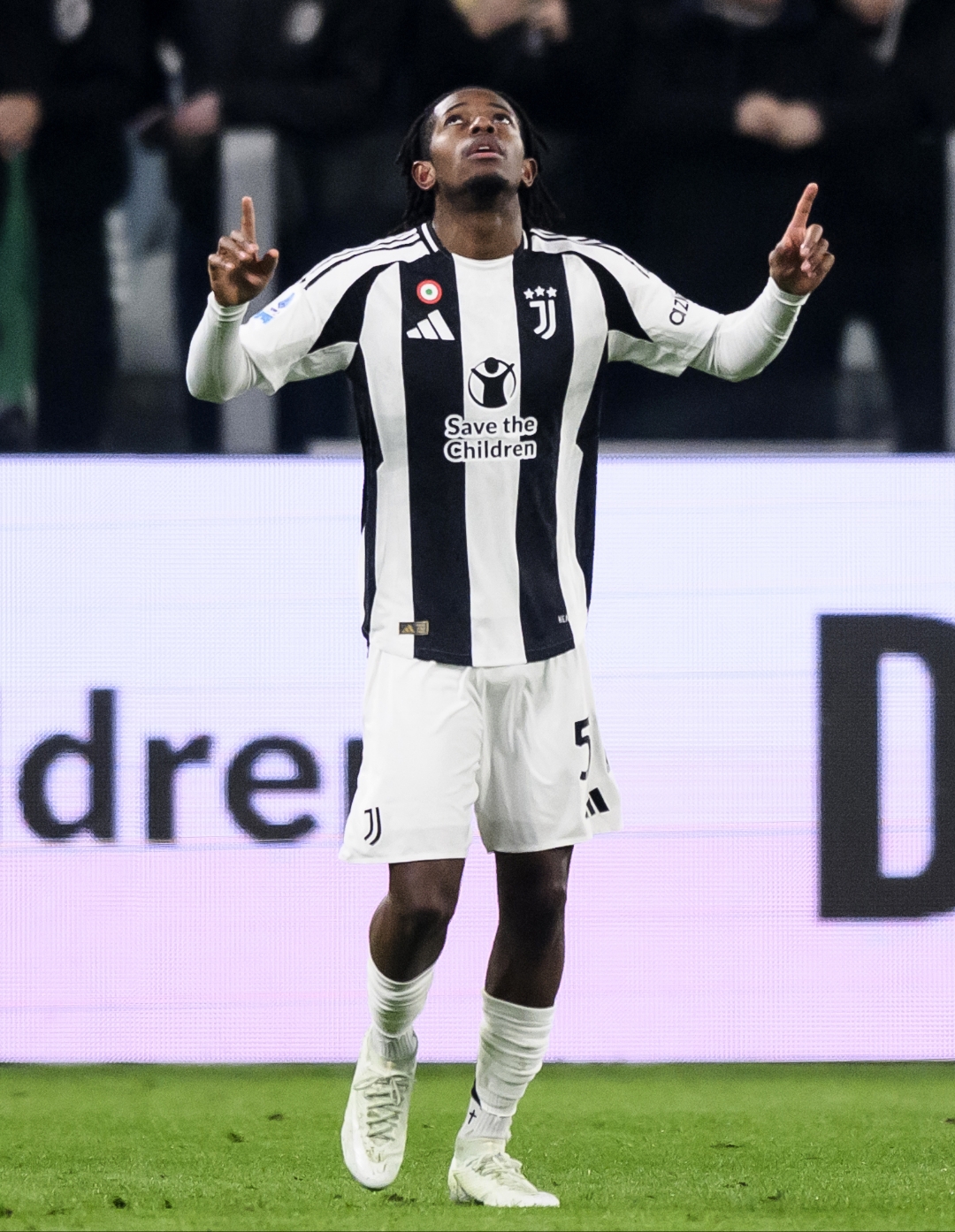 关于尤文图斯客场逼平尤迪内斯,保持不败战绩的信息 关于尤文图斯客场逼平尤迪内斯,保持不败战绩的信息