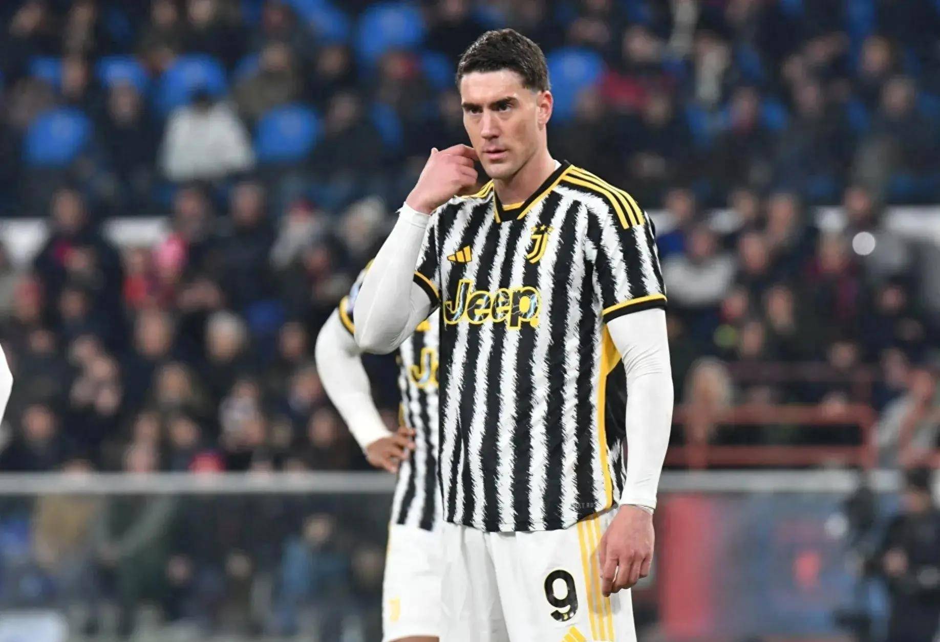 包含罗梅罗梅开二度,尤文图斯-完胜那不勒斯的词条 包含罗梅罗梅开二度,尤文图斯-完胜那不勒斯的词条