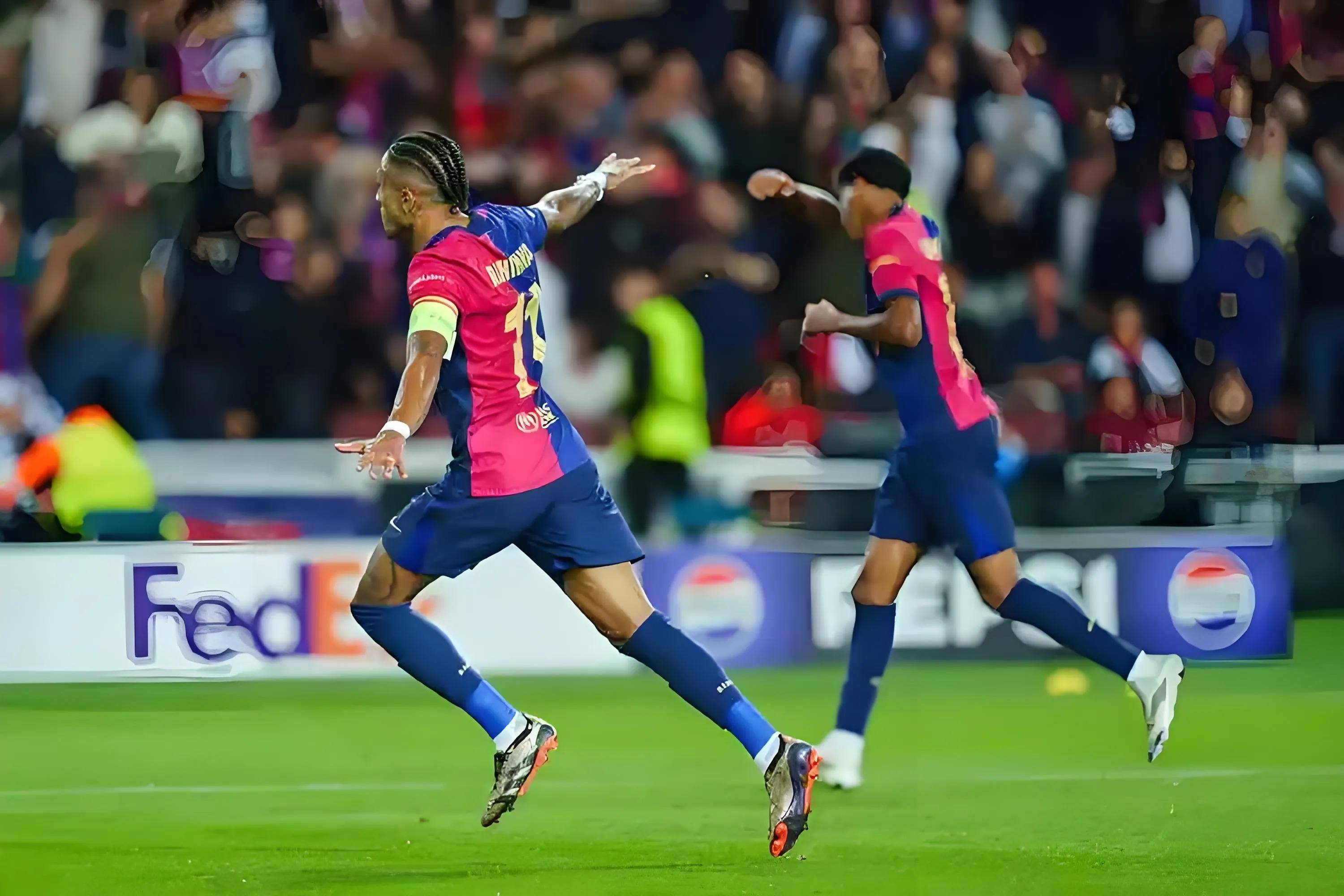 开云体育在线登录-巴伦西亚主场不敌对手，遭遇连败