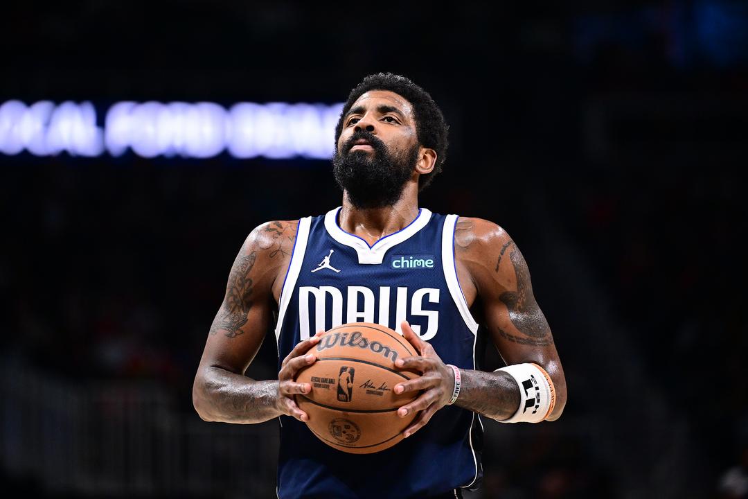 开云体育app下载-老鹰主场苦战独行侠，全队状态飚升