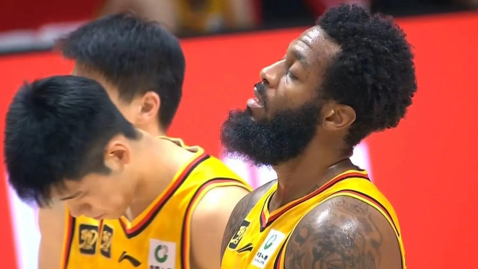 江苏队不敌辽宁,遭遇三连败的简单介绍 江苏队不敌辽宁,遭遇三连败的简单介绍