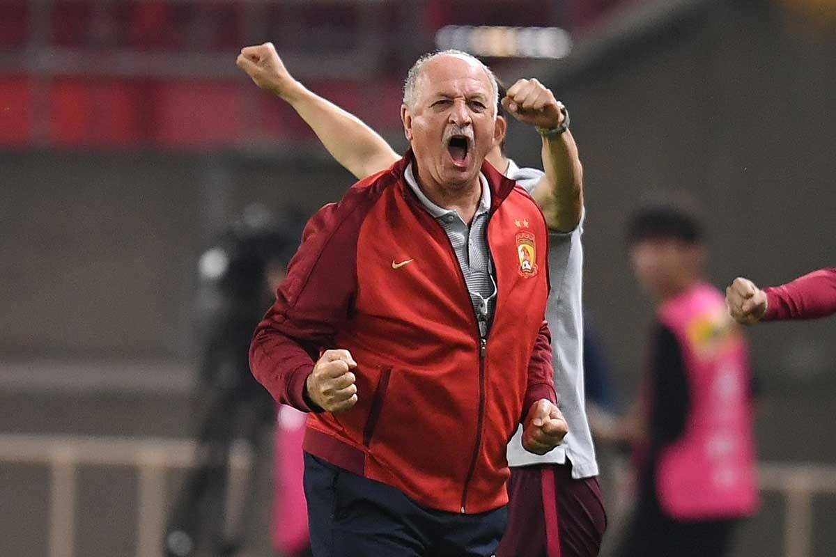 阿根廷队主帅下课,球员们面对困境 阿根廷队主帅下课,球员们面对困境