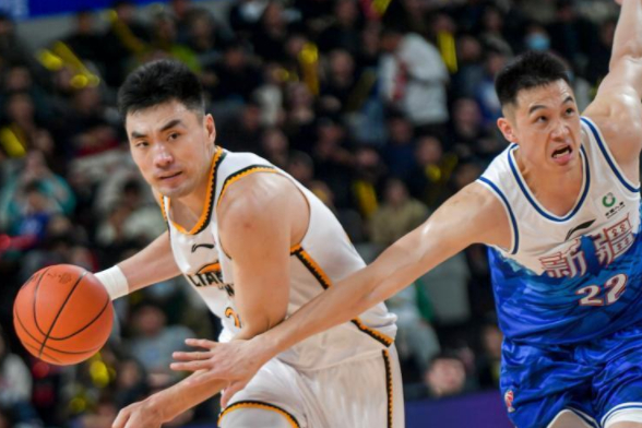 开云体育亚洲官网-甘肃男篮全力以赴，延续连胜