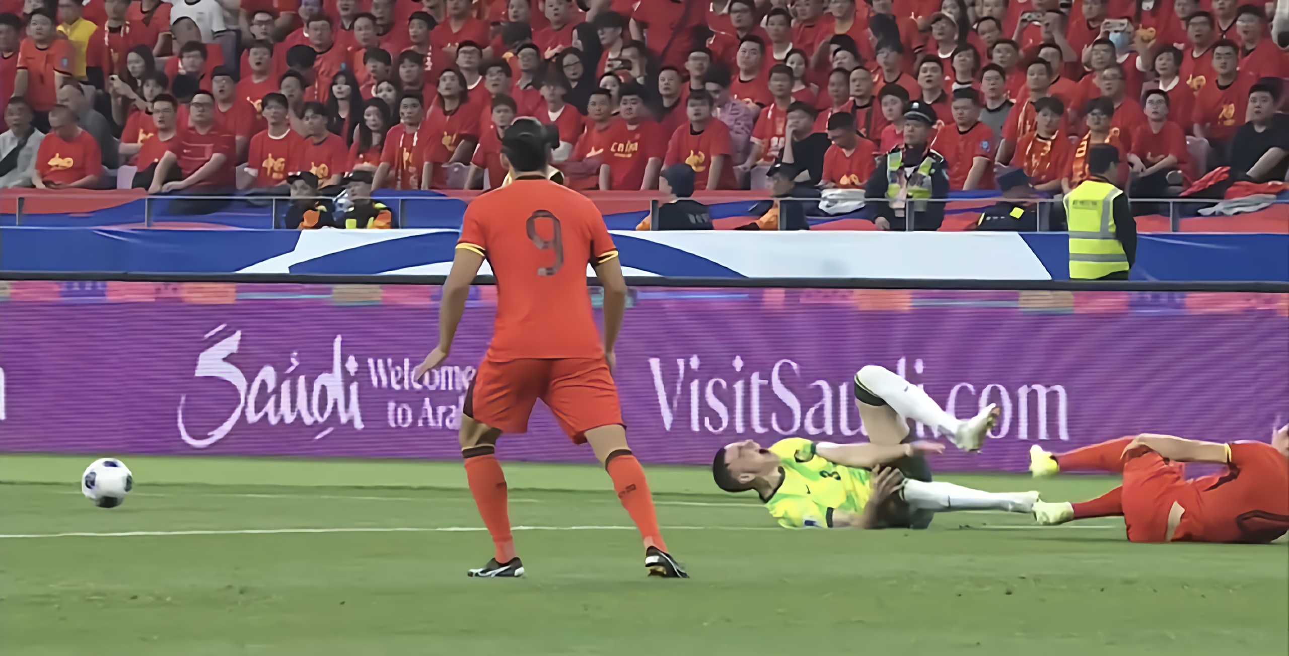 错失绝佳进攻机会球队错失胜利机会的简单介绍 错失绝佳进攻机会球队错失胜利机会的简单介绍