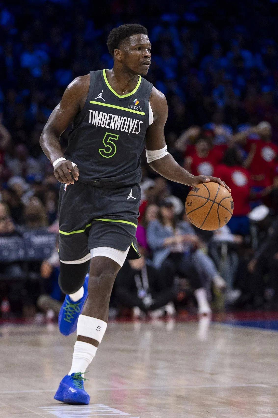 开云体育登录-开拓者队领先勇士队，努力保持胜场优势的简单介绍