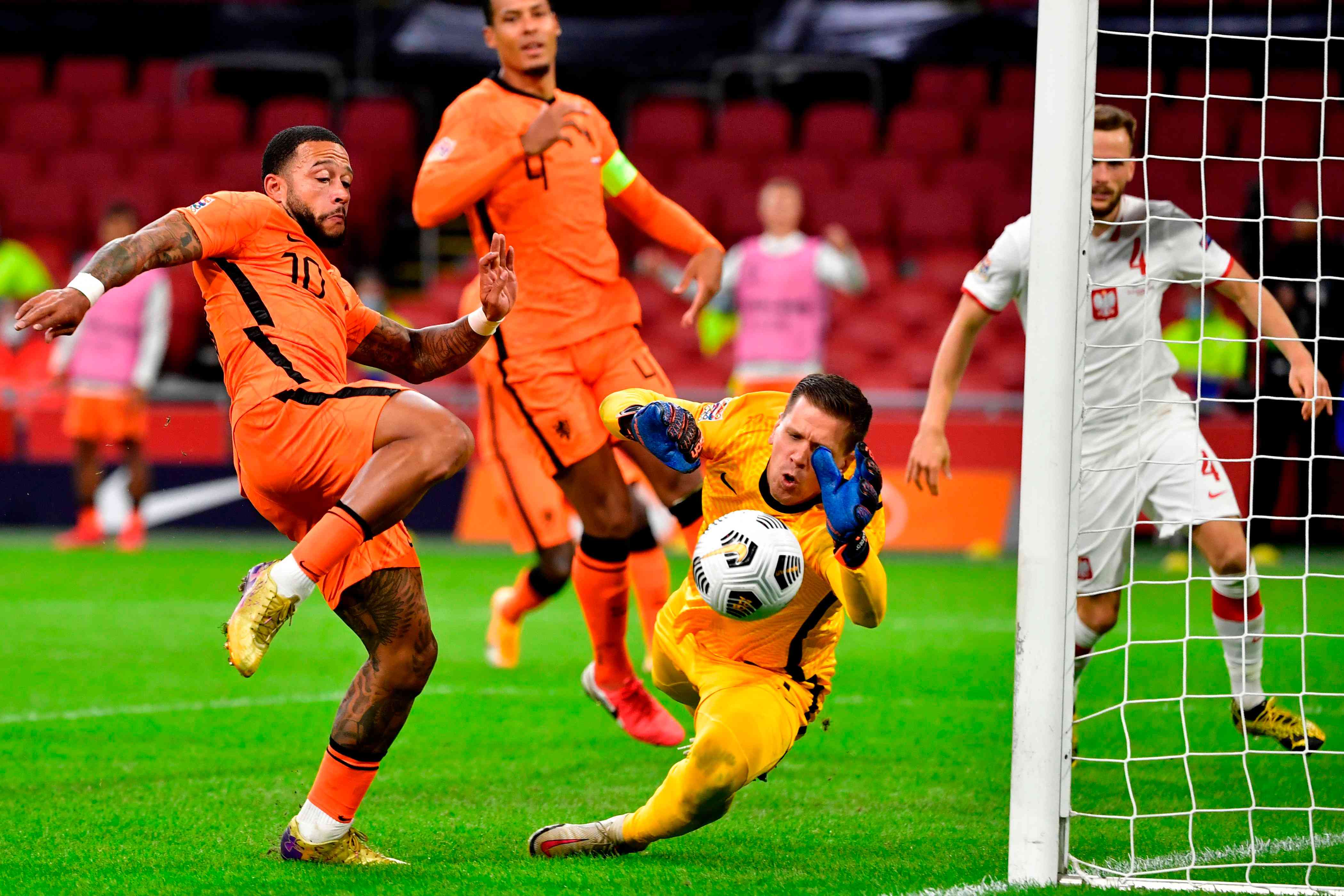 开云体育app-巴塞罗那对阵里昂，风波不断