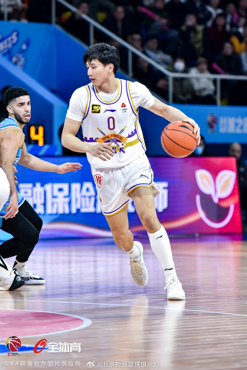 开云体育在线登录-江苏篮球队实力强劲，取得连胜