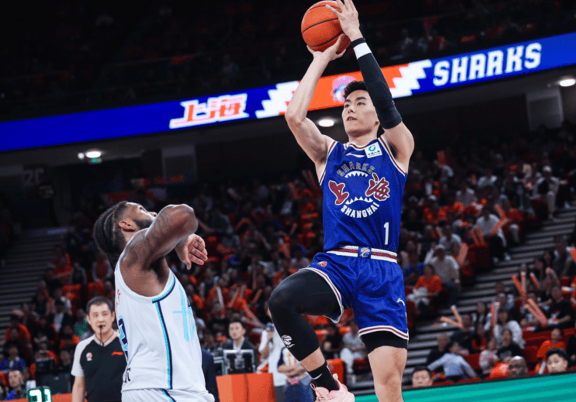 关于上海主场获胜,三外援共计得分超过分的信息 关于上海主场获胜,三外援共计得分超过分的信息