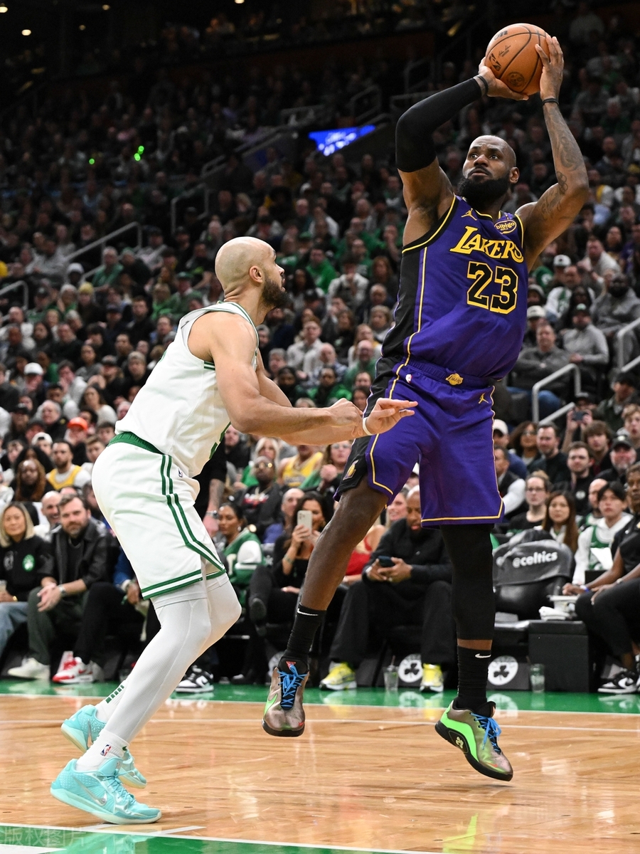 开云体育登录入口-詹皇隔扣飞人！湖人险胜凯尔特人