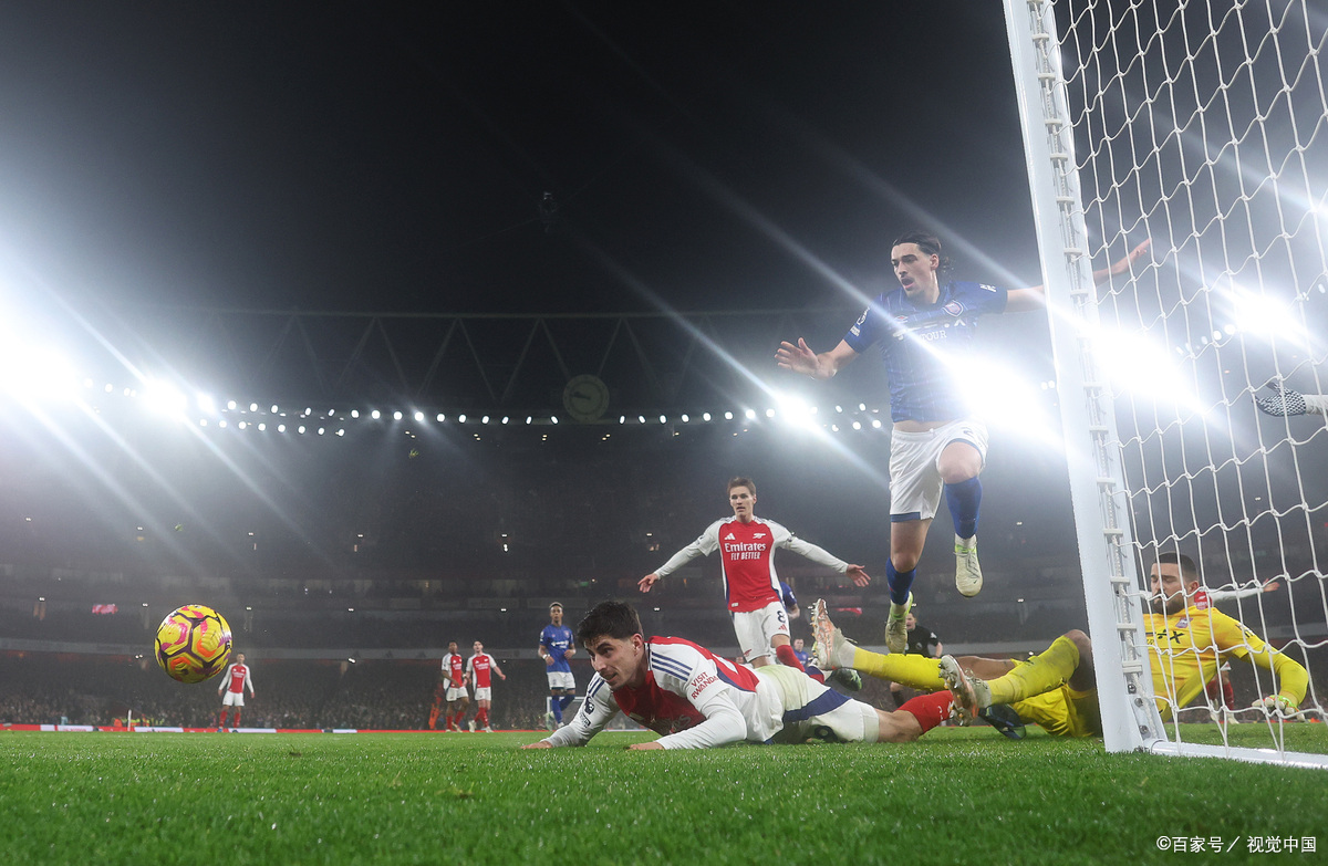 开云体育-球员表现超水平，帮助球队取得胜利