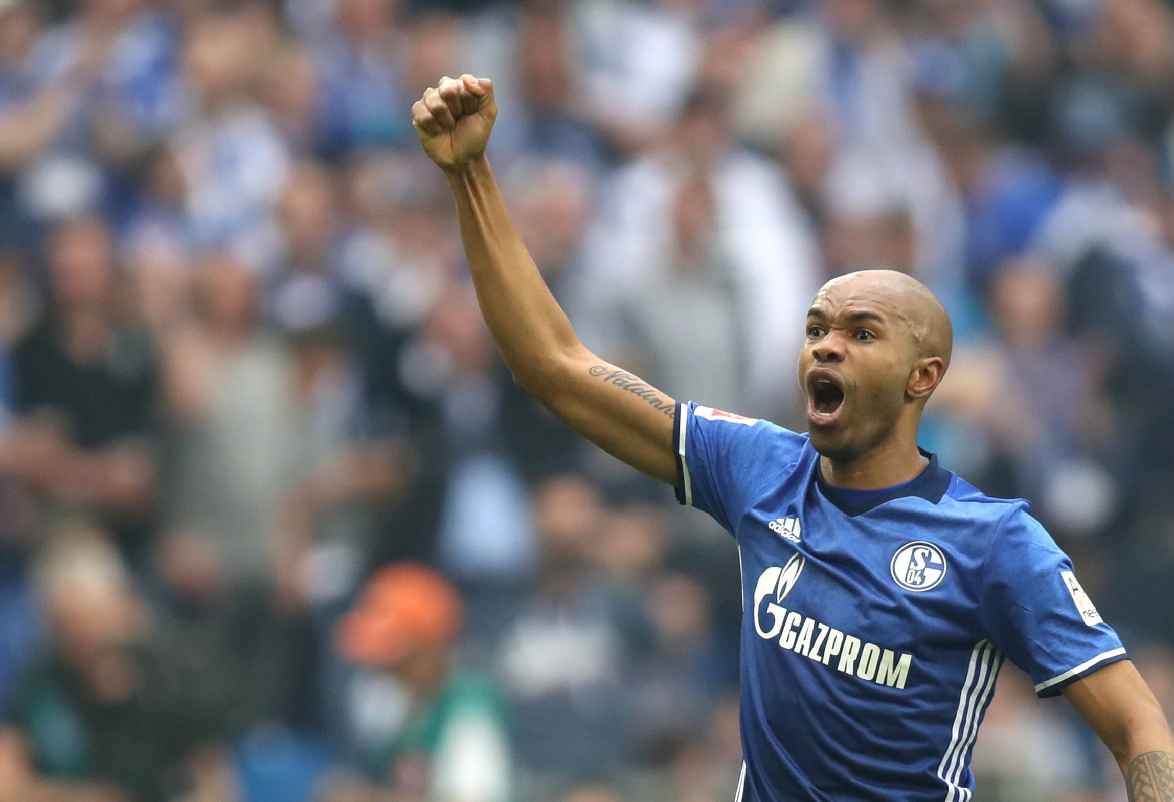 沙尔克04队战胜对手获得胜利 沙尔克04队战胜对手获得胜利