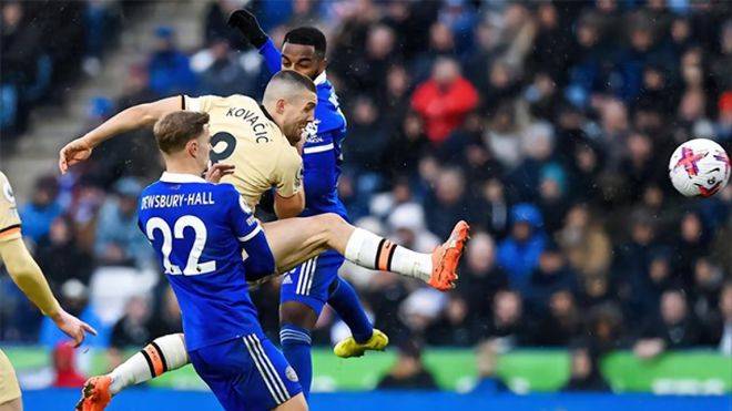 切尔西锋线火力全开,大胜对手稳坐榜首! 切尔西锋线火力全开,大胜对手稳坐榜首!