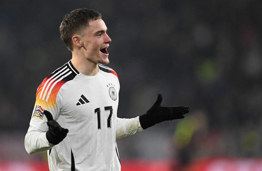 荷兰国家队晋级欧国联八强实现小组全胜的简单介绍 荷兰国家队晋级欧国联八强实现小组全胜的简单介绍