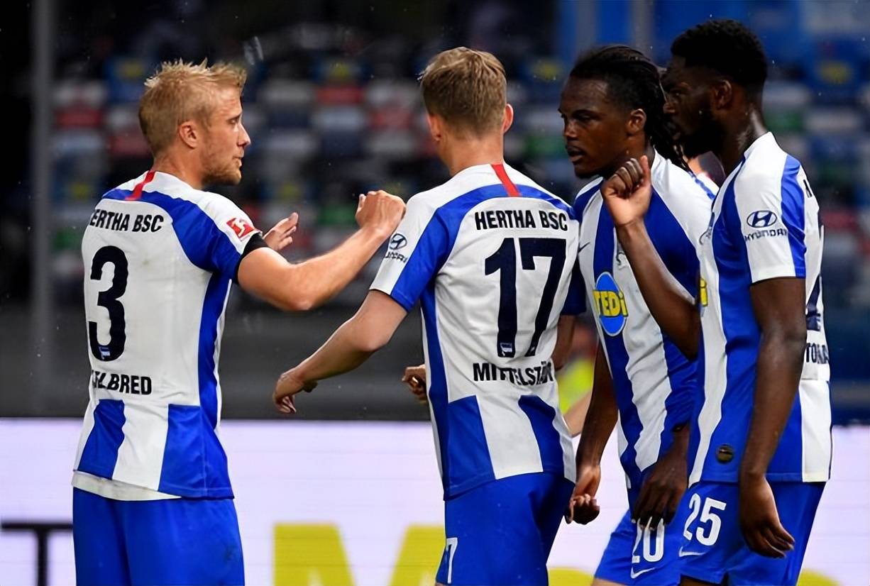 摩纳哥球队备战客场对阵巴塞尔 摩纳哥球队备战客场对阵巴塞尔