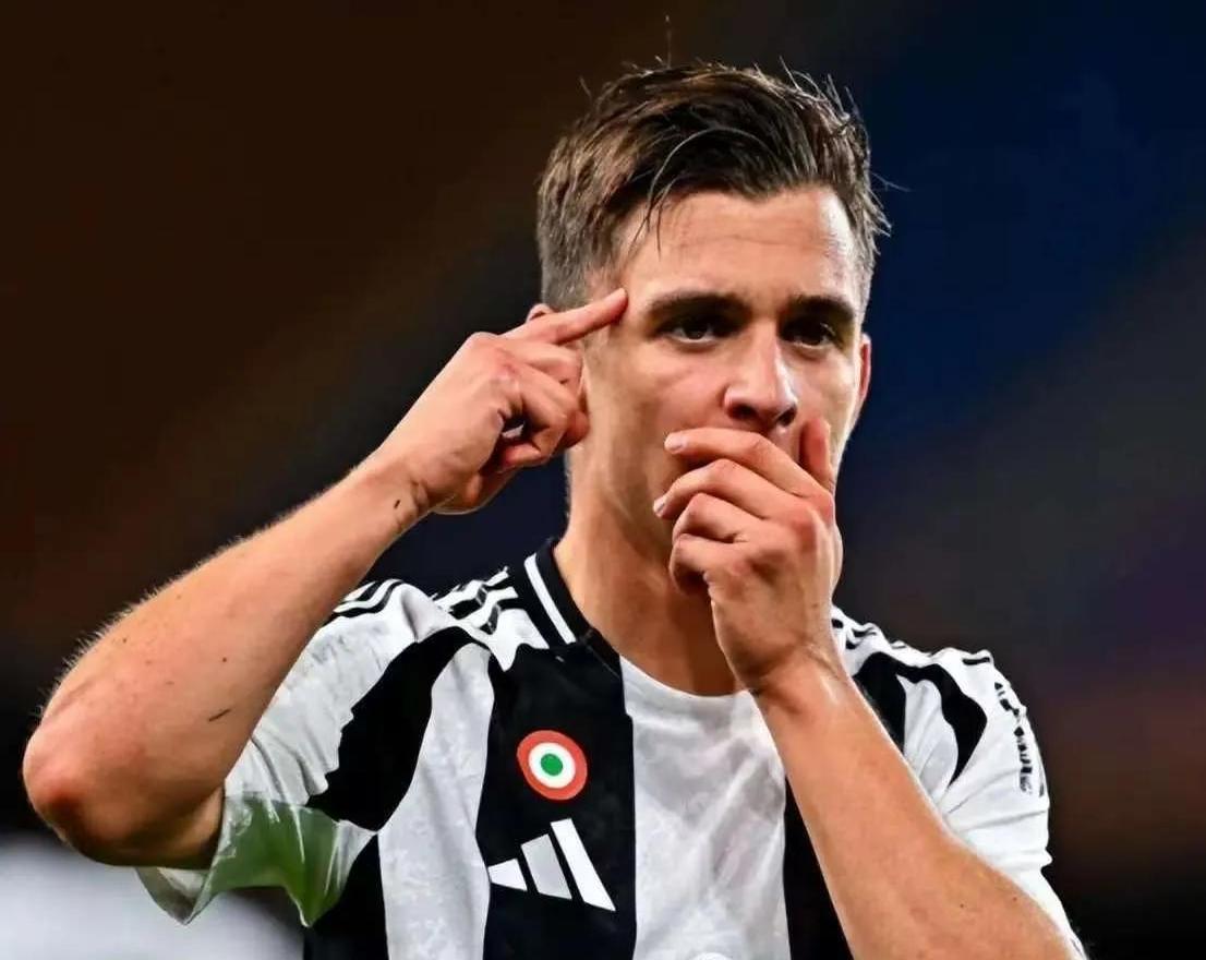 开云体育在线-尤文图斯全员出击取得关键三分