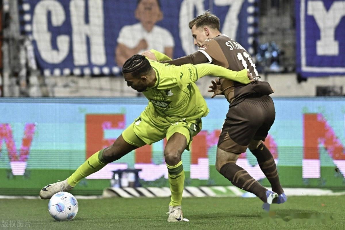 关于霍芬海姆击败对手,积分榜上逐渐登顶位置的信息 关于霍芬海姆击败对手,积分榜上逐渐登顶位置的信息