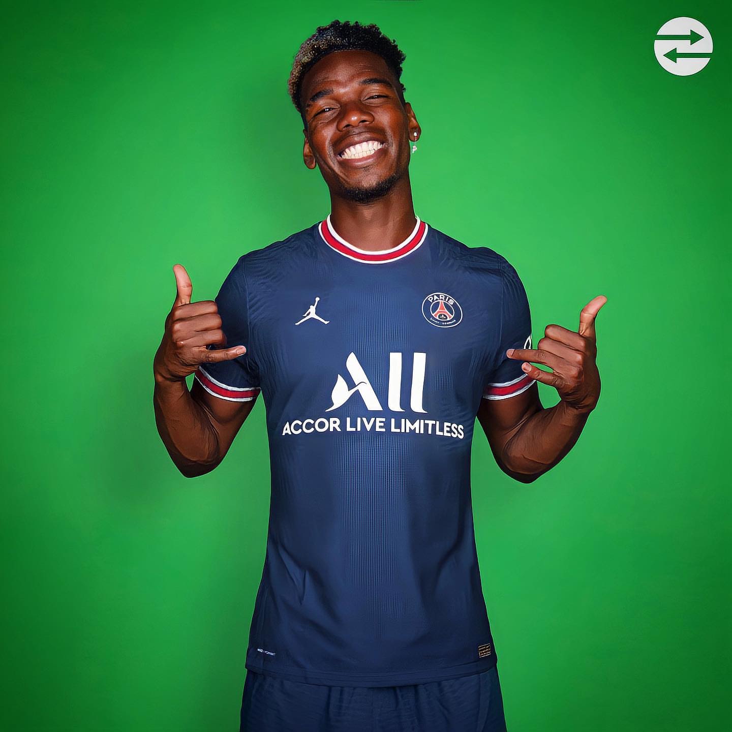 新赛季球队海报亮相,球员形象大片引发讨论的简单介绍 新赛季球队海报亮相,球员形象大片引发讨论的简单介绍