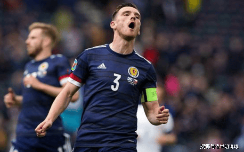 捷克队前锋取得连续得分,表现出色 捷克队前锋取得连续得分,表现出色