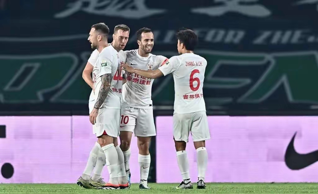 开云体育登录-球队赞助商宣布扩大投资，支持球队发展的简单介绍