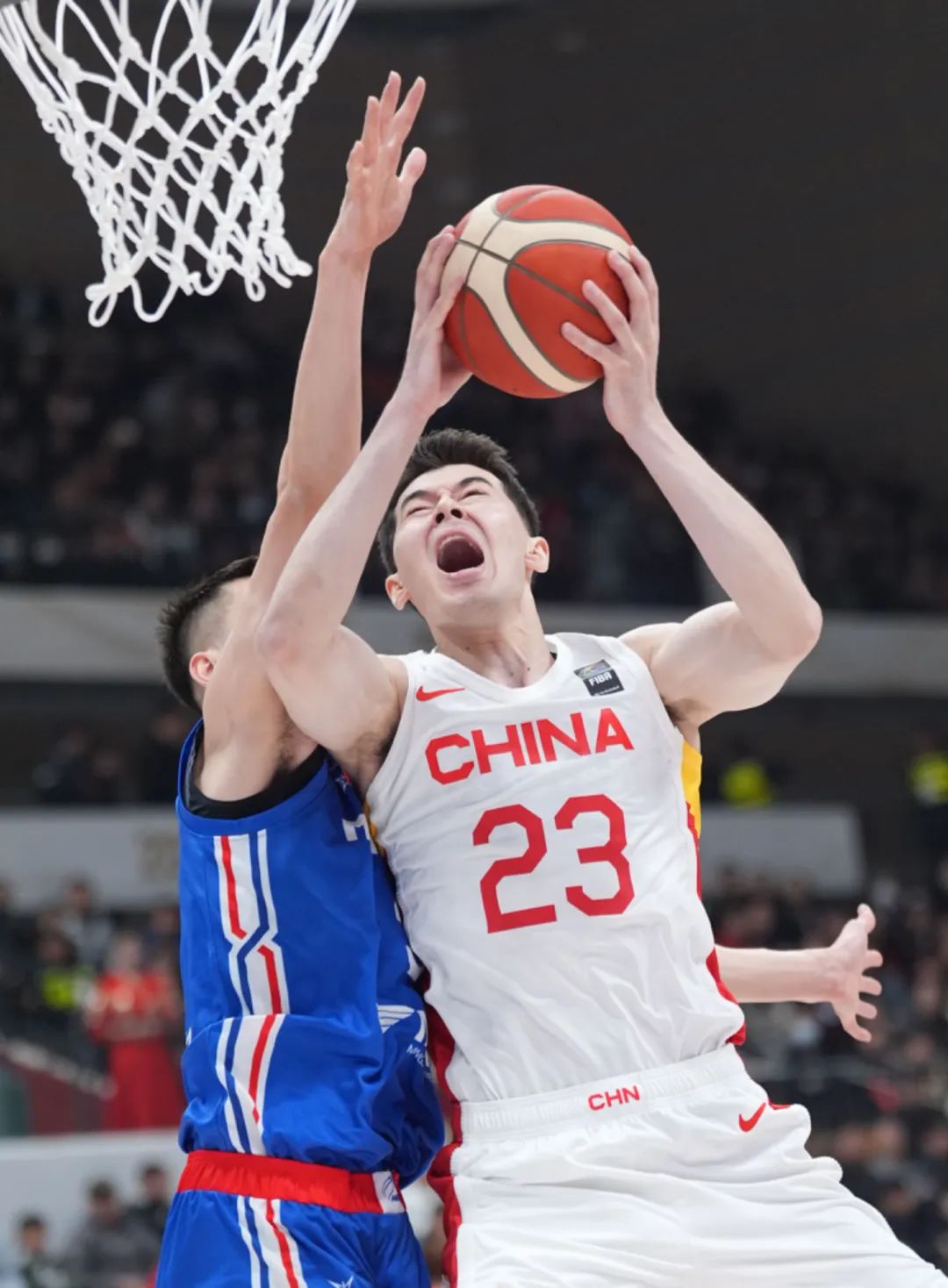 开云体育网页版入口-篮球比赛中精彩表现频频出现