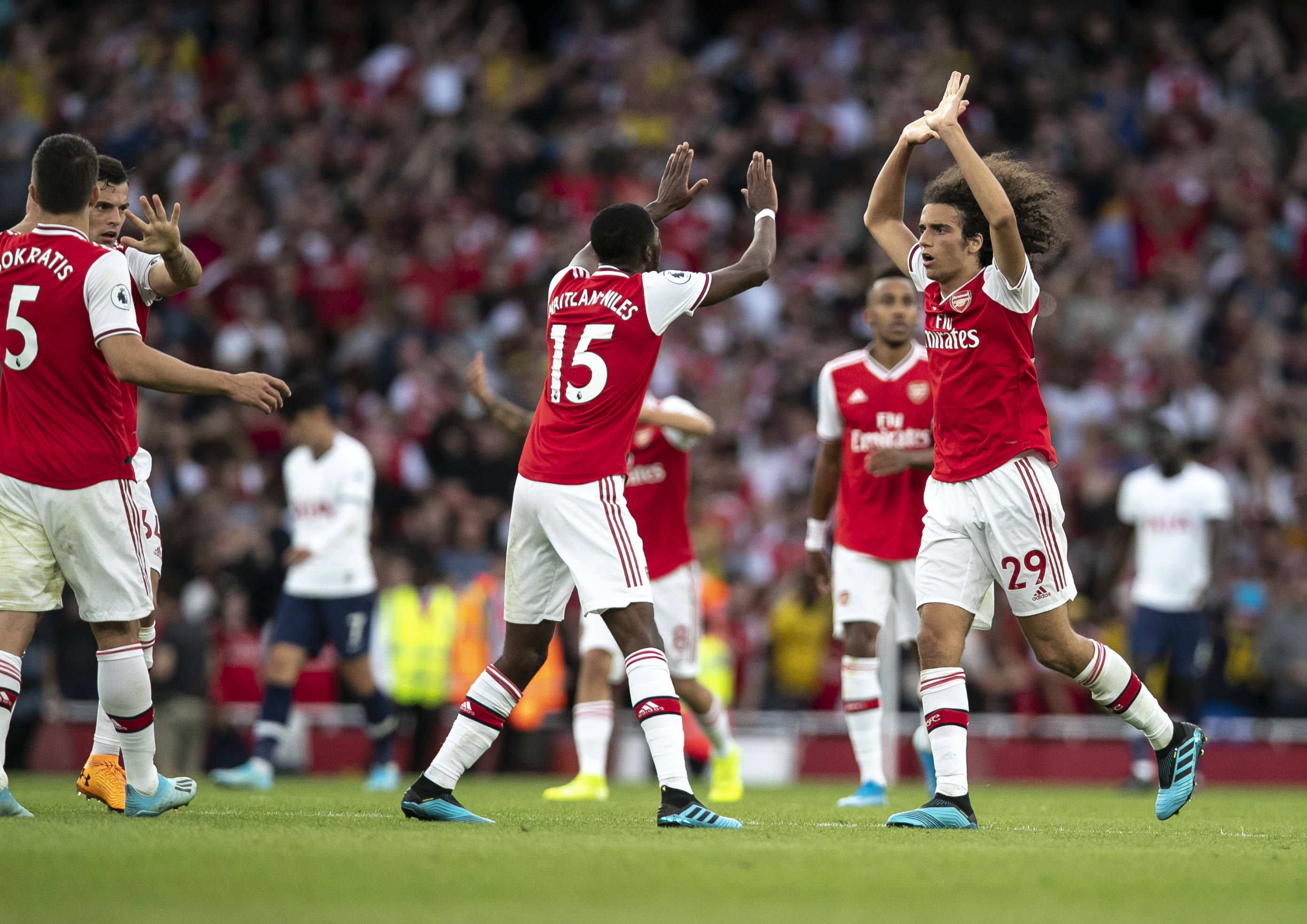 包含阿森纳防线严密:对手难以破门得分的词条 包含阿森纳防线严密:对手难以破门得分的词条