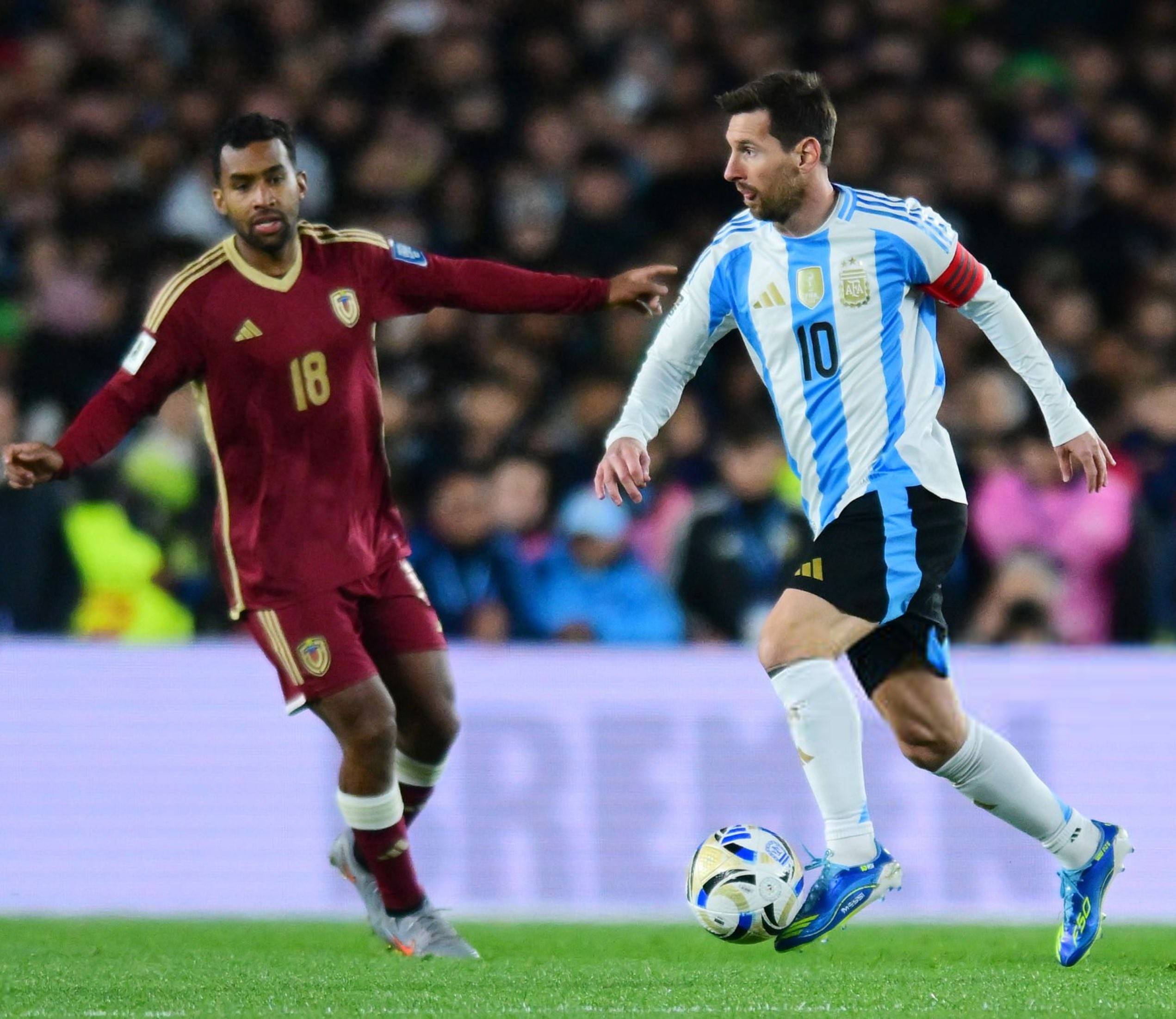 梅西领衔巴塞罗那出击,战胜毕尔巴鄂! 梅西领衔巴塞罗那出击,战胜毕尔巴鄂!