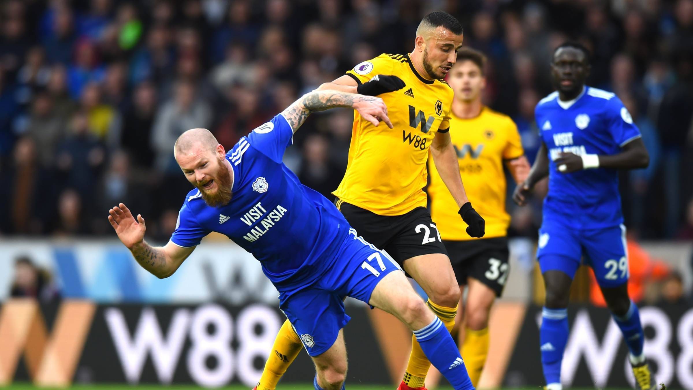 开云体育网页版入口-狼堡球队成功击败对手赢得胜利