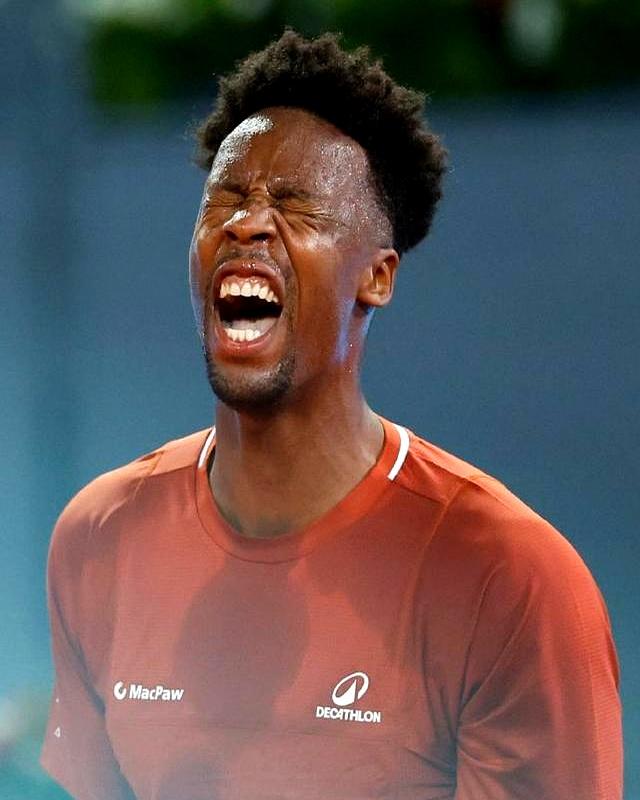 关于法国运动员实现奇迹,抢得头名的信息 关于法国运动员实现奇迹,抢得头名的信息