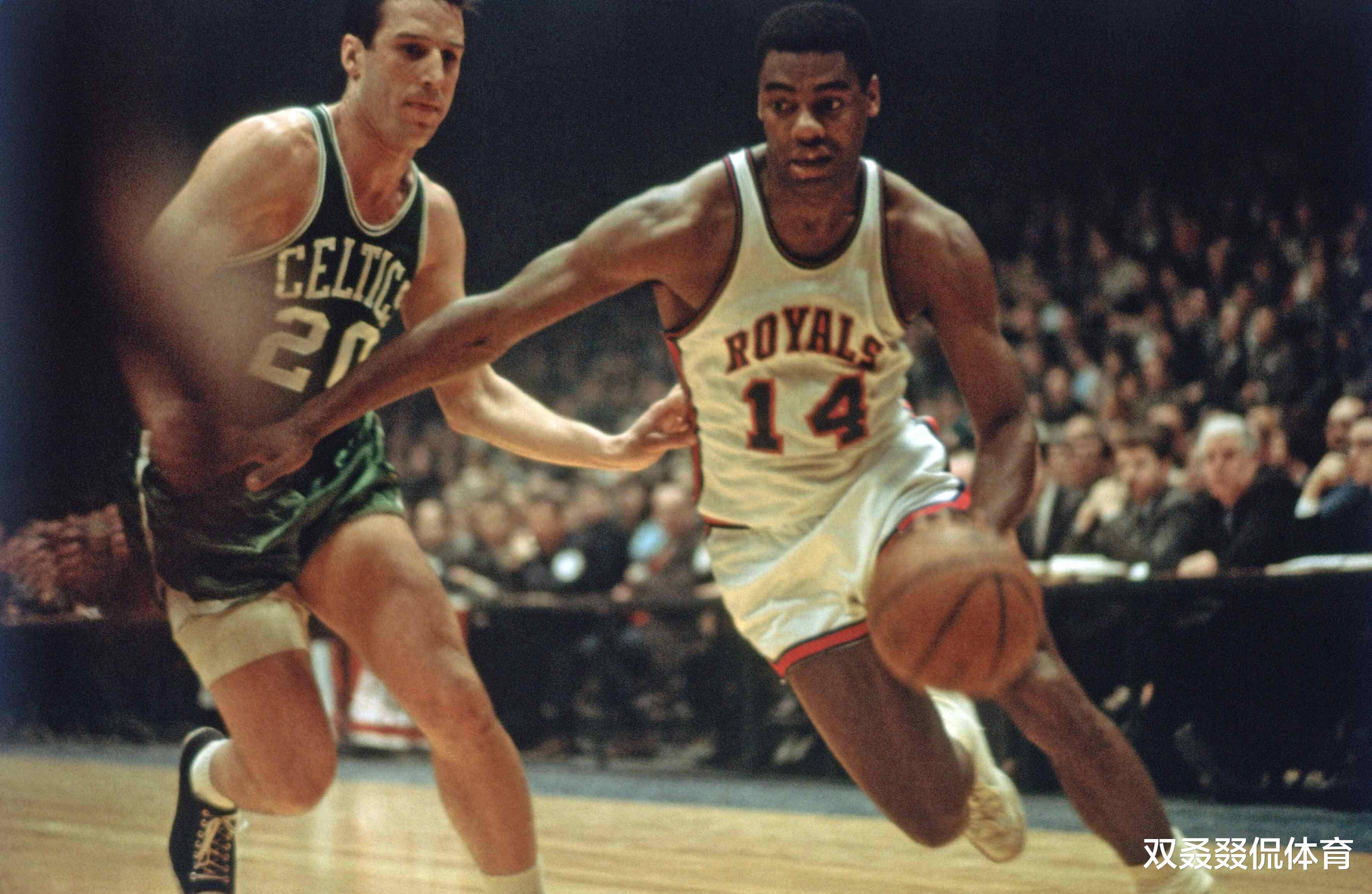 包含NBA历史巨星!奥拉朱旺、斯托克顿、张伯伦一起上场的词条 包含NBA历史巨星!奥拉朱旺、斯托克顿、张伯伦一起上场的词条