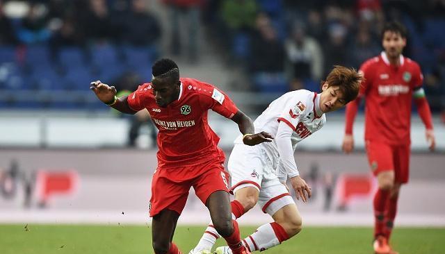 云南队主场失利,球队士气受挫的简单介绍 云南队主场失利,球队士气受挫的简单介绍